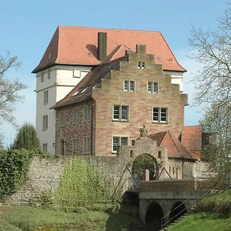 Hotel Schloss Neuburg 2*